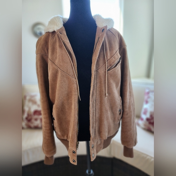 progressions Jackets & Blazers - Great Condition Womens Shearling Lined Tan Leather Jacket size 36